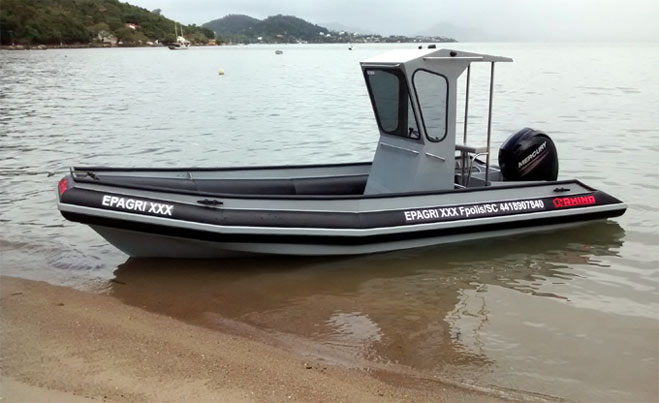 Embarcação de apoio marítimo, Florianópolis-SC